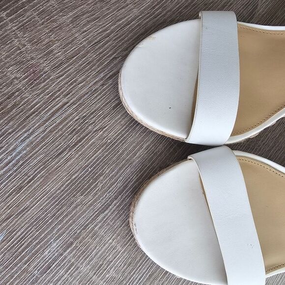 Michael Kors Kaylee Wedge Sandals White Leather – Size 9.5 – Optic White Stylish - Picture 5 of 5